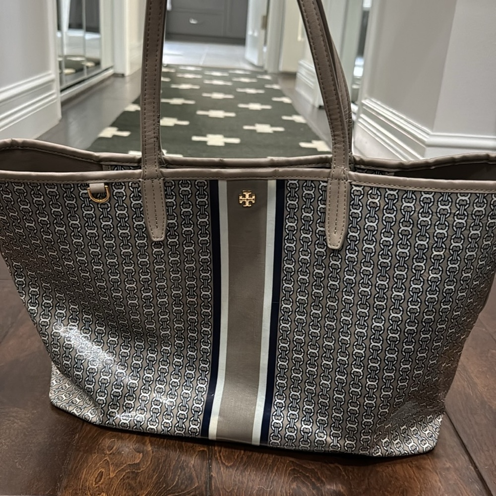 Tory Burch Gemini Link Tote